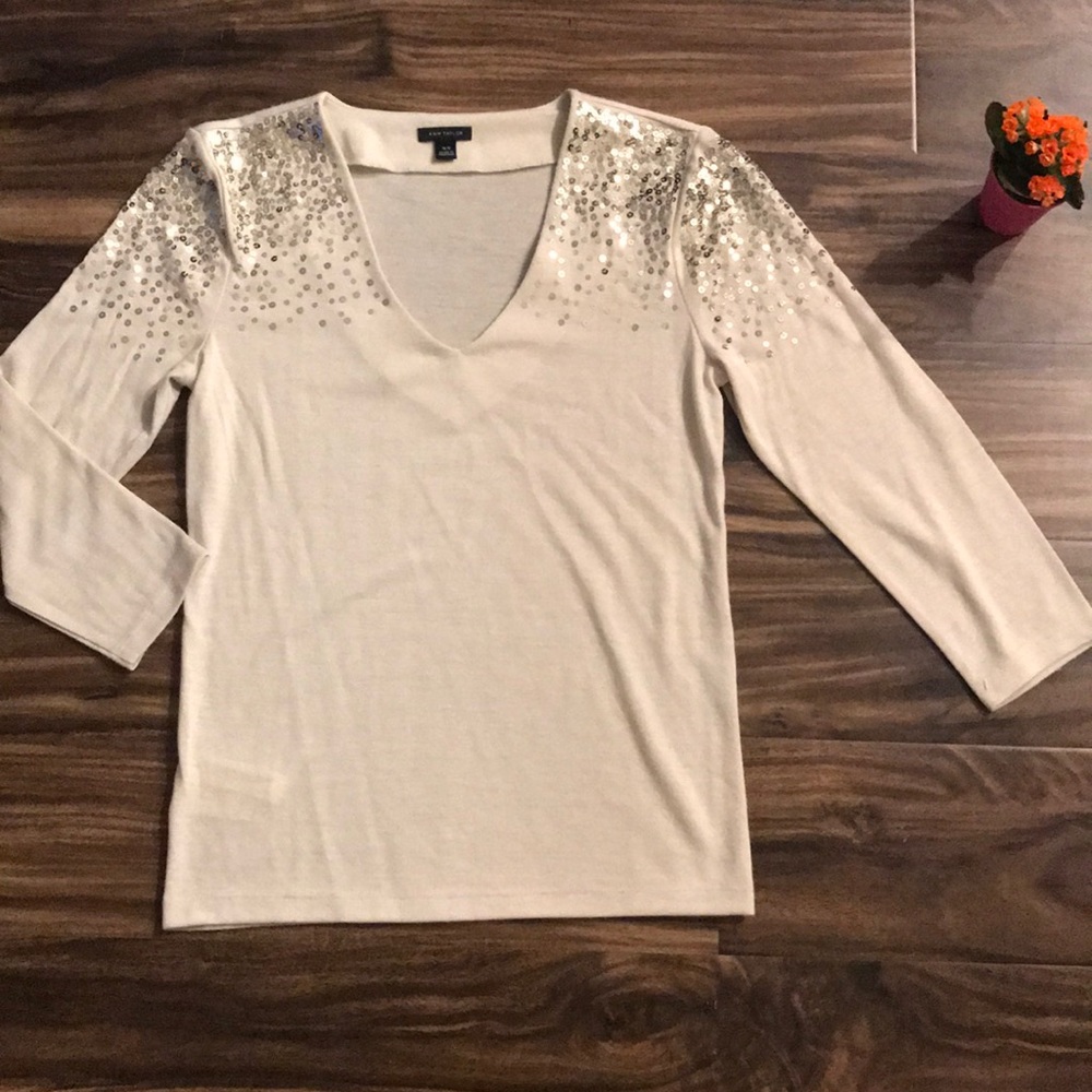 🔺Ann Taylor 3/4 sleeve sequin sweater NWOT